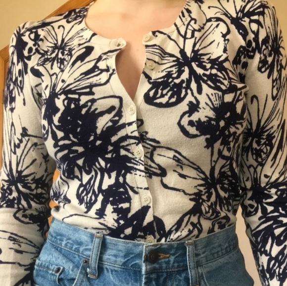 NEW! Beautiful Button Front Butterfly Print Cotton Cardigan - Picture 13 of 13